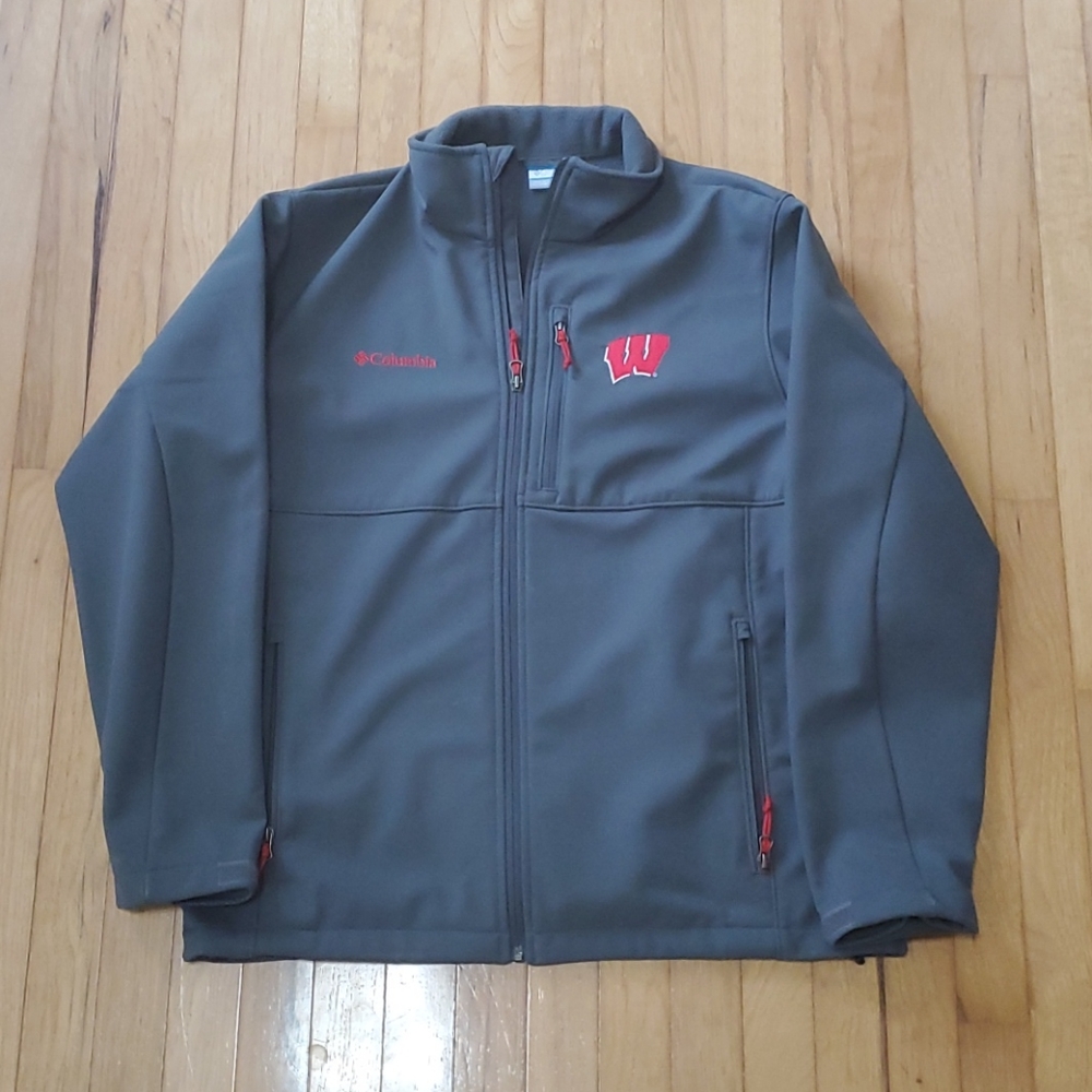 Wisconsin Badgers Columbia Ascender Full Zip